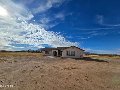 9500 S El Thuma Real, Hereford, AZ, 85615-5803 | Card Image