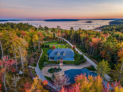 31 Windswept Lane, Blue Hill, ME, 04614 | Card Image