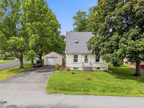 35 Union St, Westbrook, ME, 04092-3356 | Card Image