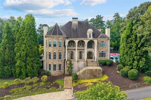 11140 W Road, Roswell, GA, 30075 | Card Image