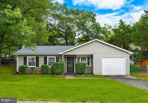 15105 Cloverdale Rd, WOODBRIDGE, VA, 22193-1617 | Card Image