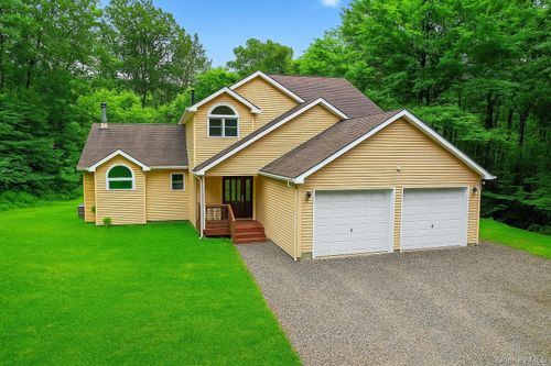 278 Oakland Valley Rd, Cuddebackville, NY, 12729-5129 | Card Image