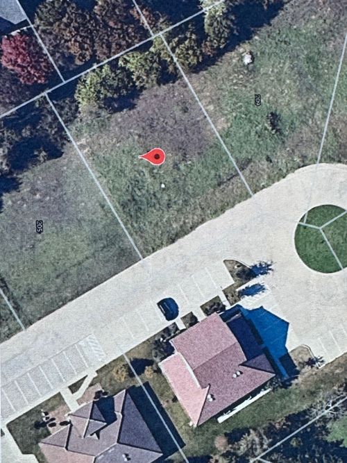 207 E Debbie Ln, Mansfield, TX, 76063-2924 | Card Image