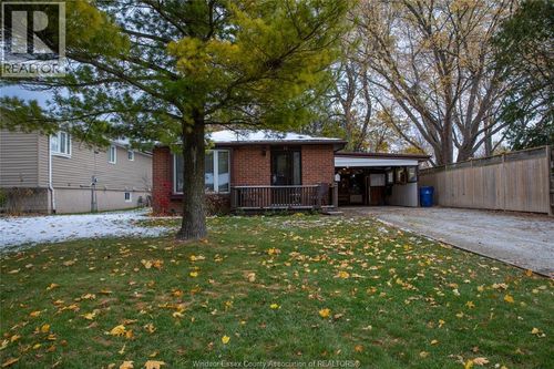 35 Blythewood Cres, Chatham, ON, N7M5N5 | Card Image