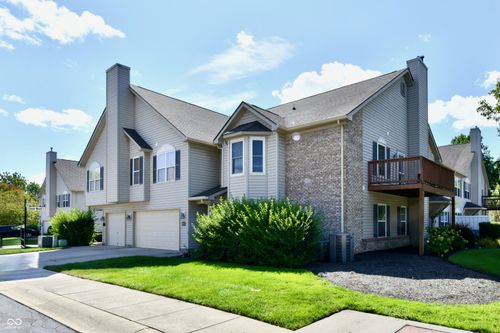 unit-213-9397 Villa Woods Dr, Avon, IN, 46123-6692 | Card Image