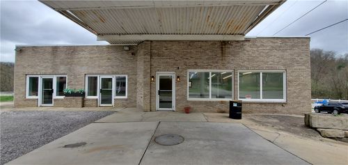 163 Main St, Bruin, PA, 16022-9801 | Card Image