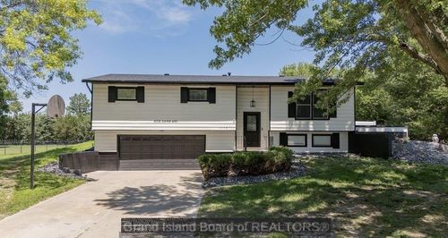 4056 David Ave., Grand Island, NE, 68803 | Card Image