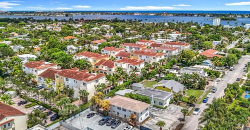 4-337 Kenilworth Blvd, West Palm Beach, FL, 33405-2378 | Card Image