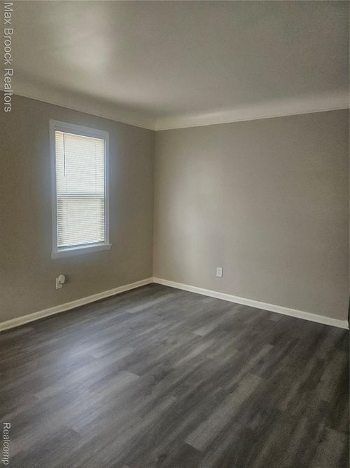 15430 Mark Twain Street, Detroit, MI, 48227 | Card Image