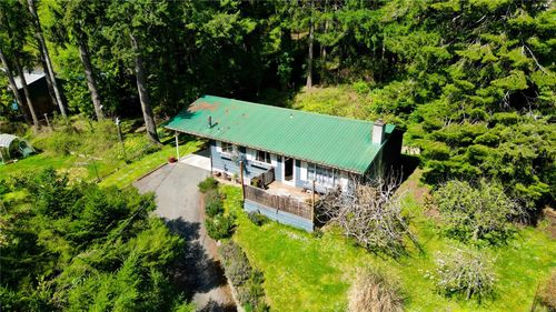 201 Harrison Ave Nw, Salt Spring, BC, V8K2N3 | Card Image
