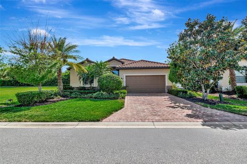 157 Wandering Wetlands Cir, BRADENTON, FL, 34212-3326 | Card Image