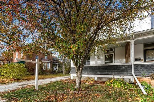 142 Waterloo St S, Cambridge, ON, N3H1N4 | Card Image