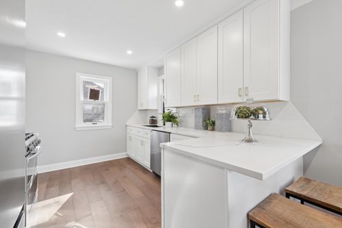 5123 Chicago Ave, Minneapolis, MN, 55417-1729 | Card Image