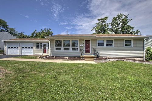 127 Southland Dr, Decatur, IL, 62521-4027 | Card Image