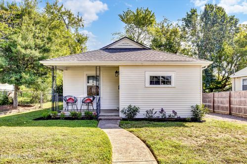 1630 Lodge St, Alcoa, TN, 37701-2024 | Card Image