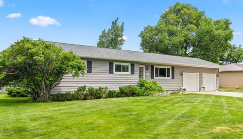 1833 Dogwood Dr, Billings, MT, 59105-4215 | Card Image