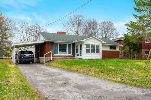 29 Crawford St, Brockville, ON, K6V1S2 | Card Image