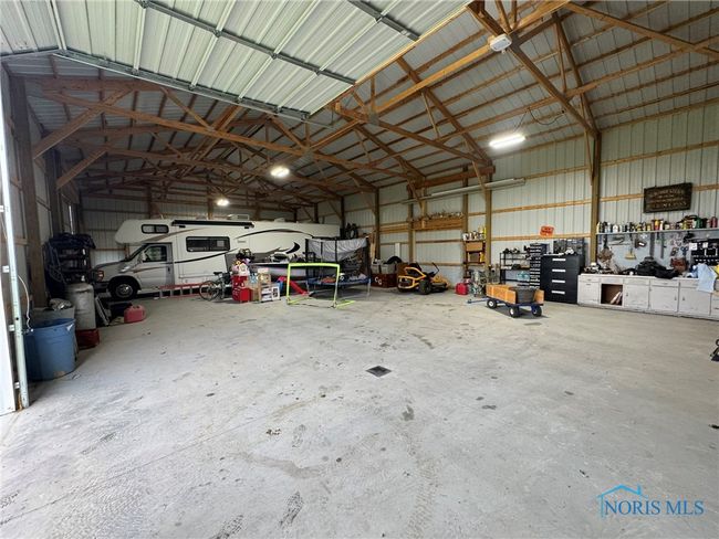 11575 County Road Q, House other with 5 bedrooms, 3 bathrooms and 2 parking in Montpelier OH | Image 8