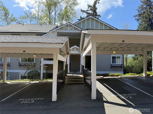 f104-11309 Ne 128th St, Kirkland, WA, 98034-4717 | Card Image