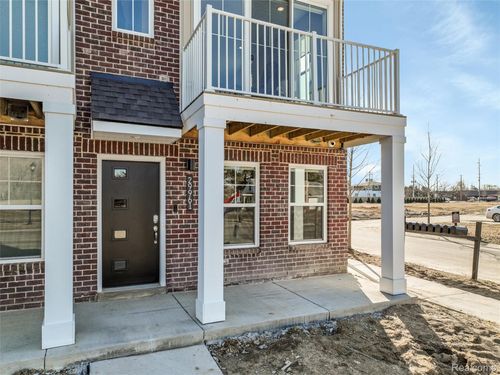 015-30017 Center St, New Hudson, MI, 48165 | Card Image