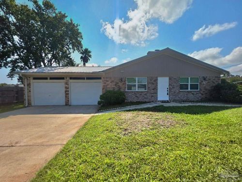 760 Briarwood Dr, Pensacola, FL, 32506 | Card Image