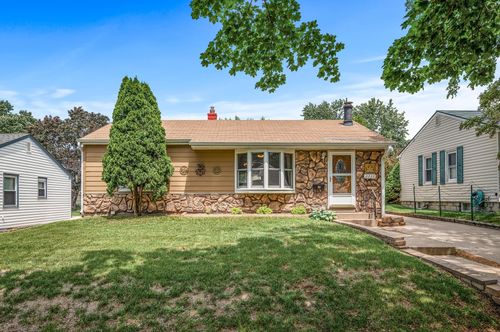 2233 Fremont Ave E, SAINT PAUL, MN, 55119-4019 | Card Image