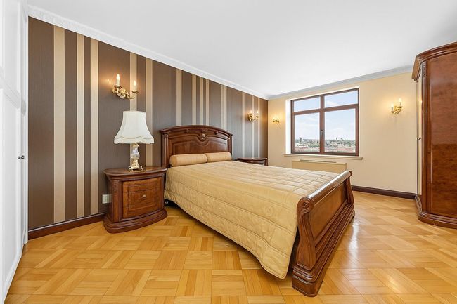 Bedroom featuring baseboards and ornamental molding | Image 18
