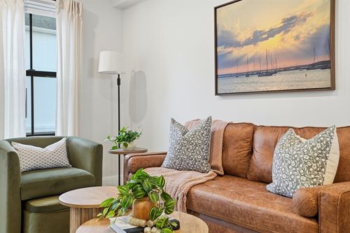 apt-4-7 Water St, Plymouth, MA, 02360-2758 | Card Image