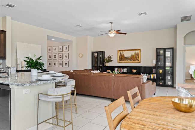 Open concept living to maximize time spend with your fav people | Image 11