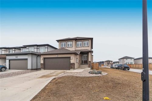 147 Berry Hill Rd, Winnipeg, MB, R3Y2A7 | Card Image