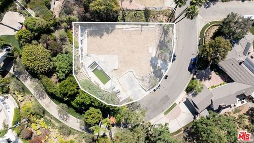 1322 Las Pulgas Rd, Pacific Palisades, CA, 90272-2449 | Card Image