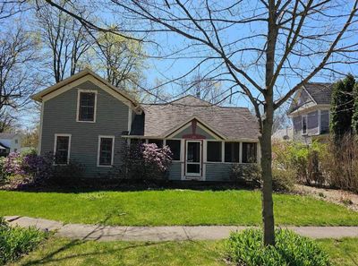 136 E South Street, House other with 4 bedrooms, 2 bathrooms and null parking in Athens MI | Image 2