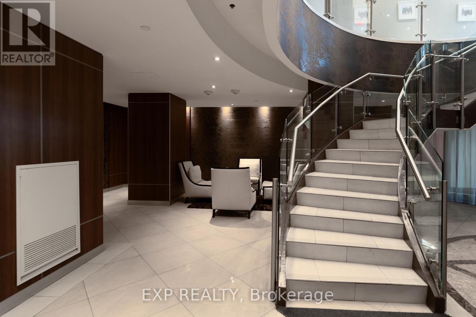 Residential in Markham (Village Green-South Unionville) 2