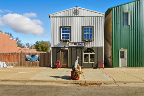 120 Central Ave N, Watkins, MN, 55389-4505 | Card Image