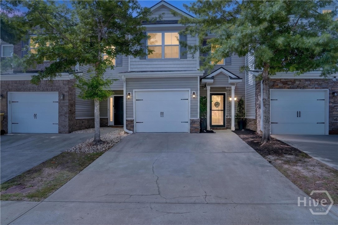 Residential in Richmond Hill