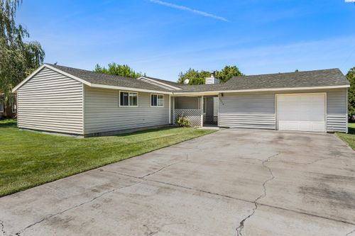 3214 W 12th Avenue, Kennewick, WA, 99338 | Card Image