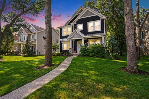 1930 Chippewa Dr, Holland, MI, 49424-7665 | Card Image