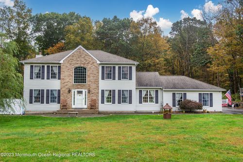 106 Henderson Road, West Milford, NJ, 07480 | Card Image