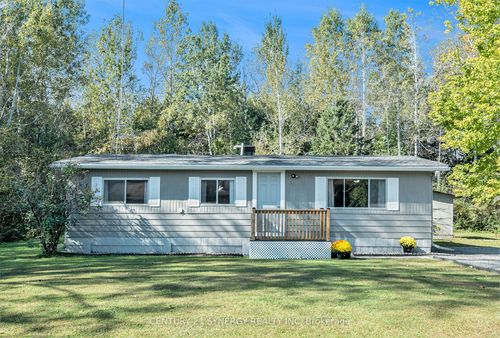 8887 Lynwood Park N/A, Greely - Metcalfe - Osgoode - Vernon and Area, ON, K0A1V0 | Card Image