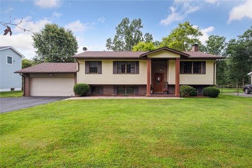 223 Cedar Dr, Kittanning, PA, 16201-2017 | Card Image