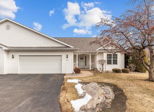 1513 Dickenson Court, NEENAH, WI, 54956 | Card Image