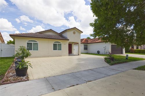 0-14947 Sw 36th Ter, Miami, FL, 33185-3926 | Card Image