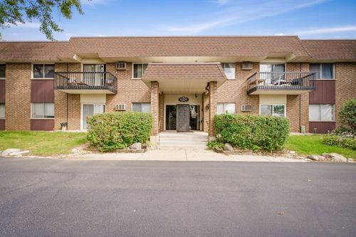 a6-8305 Route 53, Woodridge, IL, 60517-4428 | Card Image