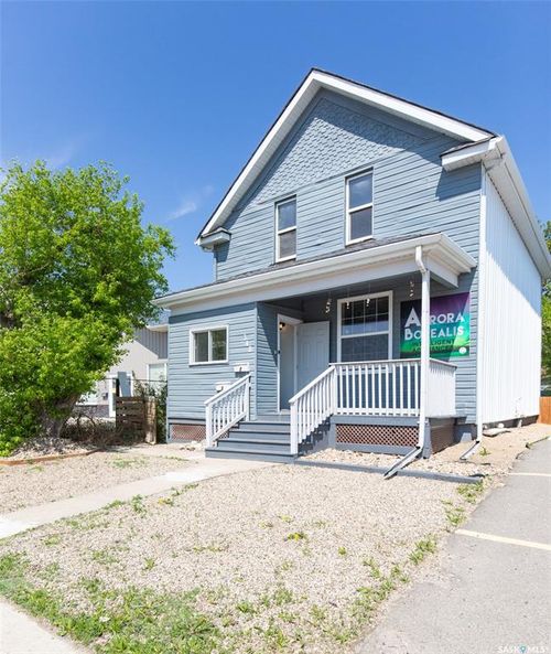 348 High St W, Moose Jaw, SK, S6H1S9 | Card Image