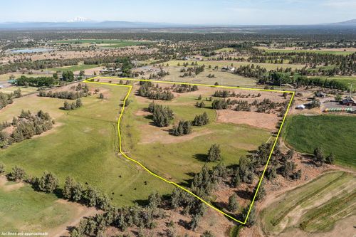 510 Sw 67th St, Redmond, OR, 97756-9337 | Card Image