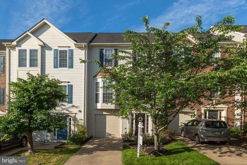 10106 Sir Reynard Ln, BRISTOW, VA, 20136-2549 | Card Image