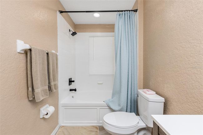 Bathroom | Image 25
