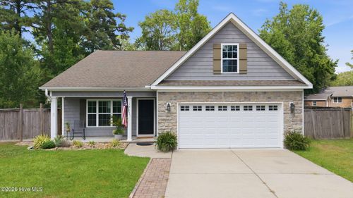 104 Shamrock Cir, Greenville, NC, 27834-6740 | Card Image
