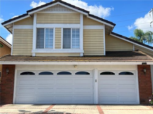 2411 White Dove Ln, Chino Hills, CA, 91709-1752 | Card Image