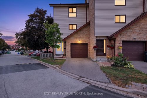 73 Collins Cres, Brampton, ON, L6V3N1 | Card Image
